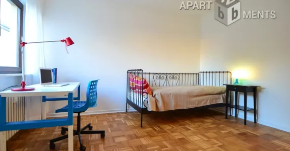 25-Arbeitszimmer